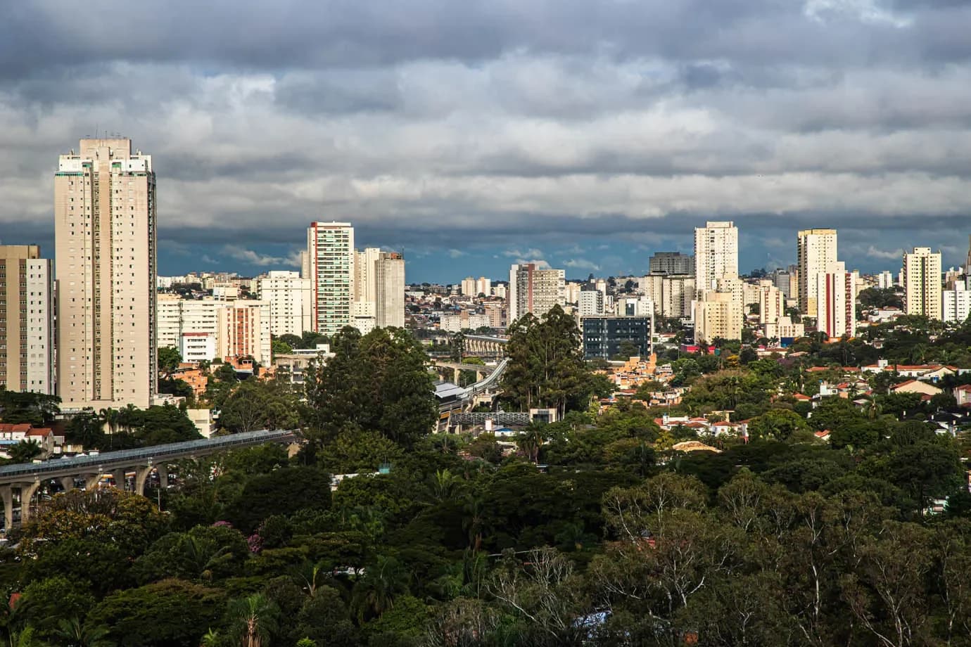 Atualização: Portaria 24h vira o maior desafio dos condomínios com o fim da escala 6x1