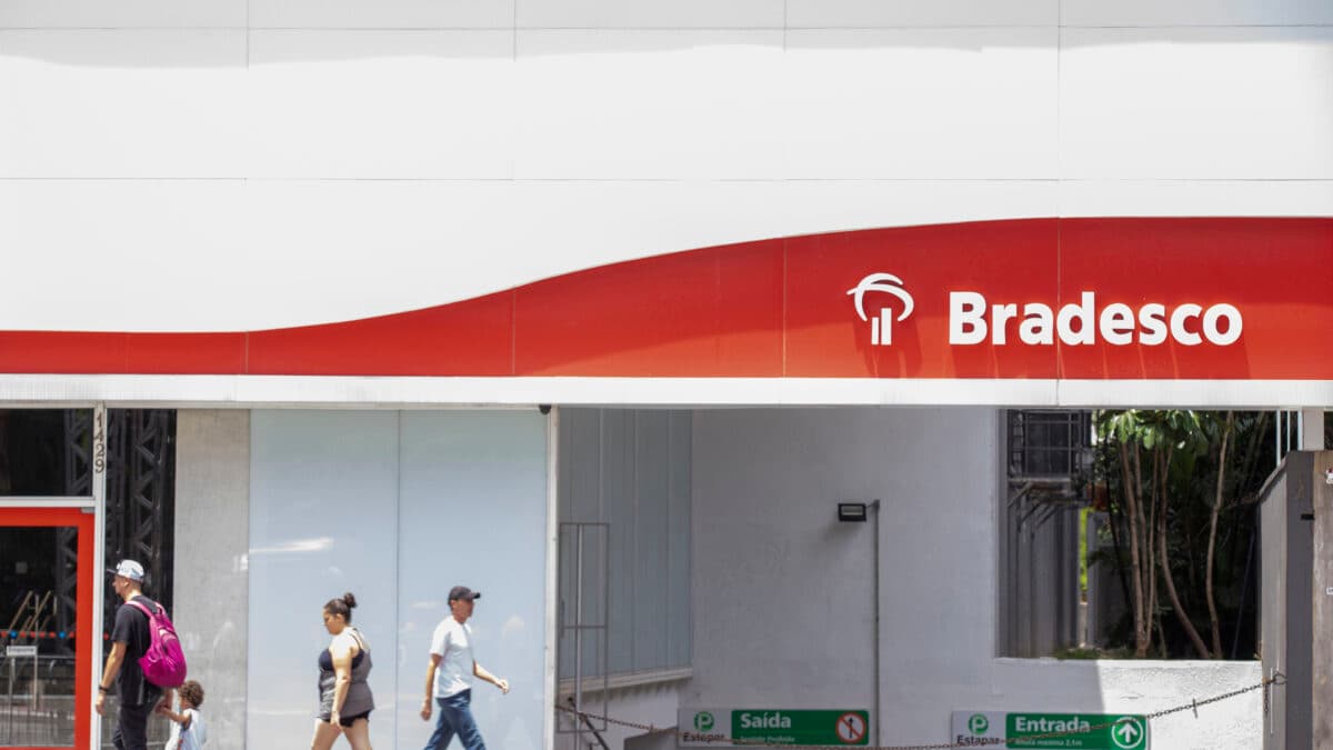 Fique por dentro: Bradesco Vê Pressão em Inadimplência no Mercado, Mas Está Seguro com Portfólio de Crédito do Banco, Diz CEO