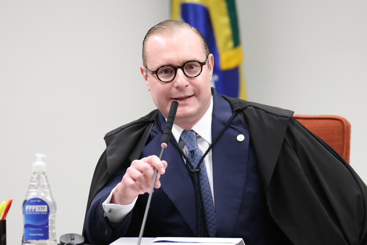 Região: Zanin dá 5 dias para TSE explicar decisão que encerrou eleição no RJ