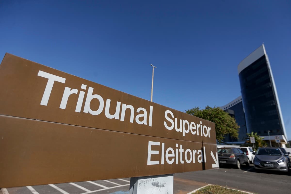 Em destaque: TSE dá 24 horas para Meta comprovar paridade nas campanhas de Lula e Flávio