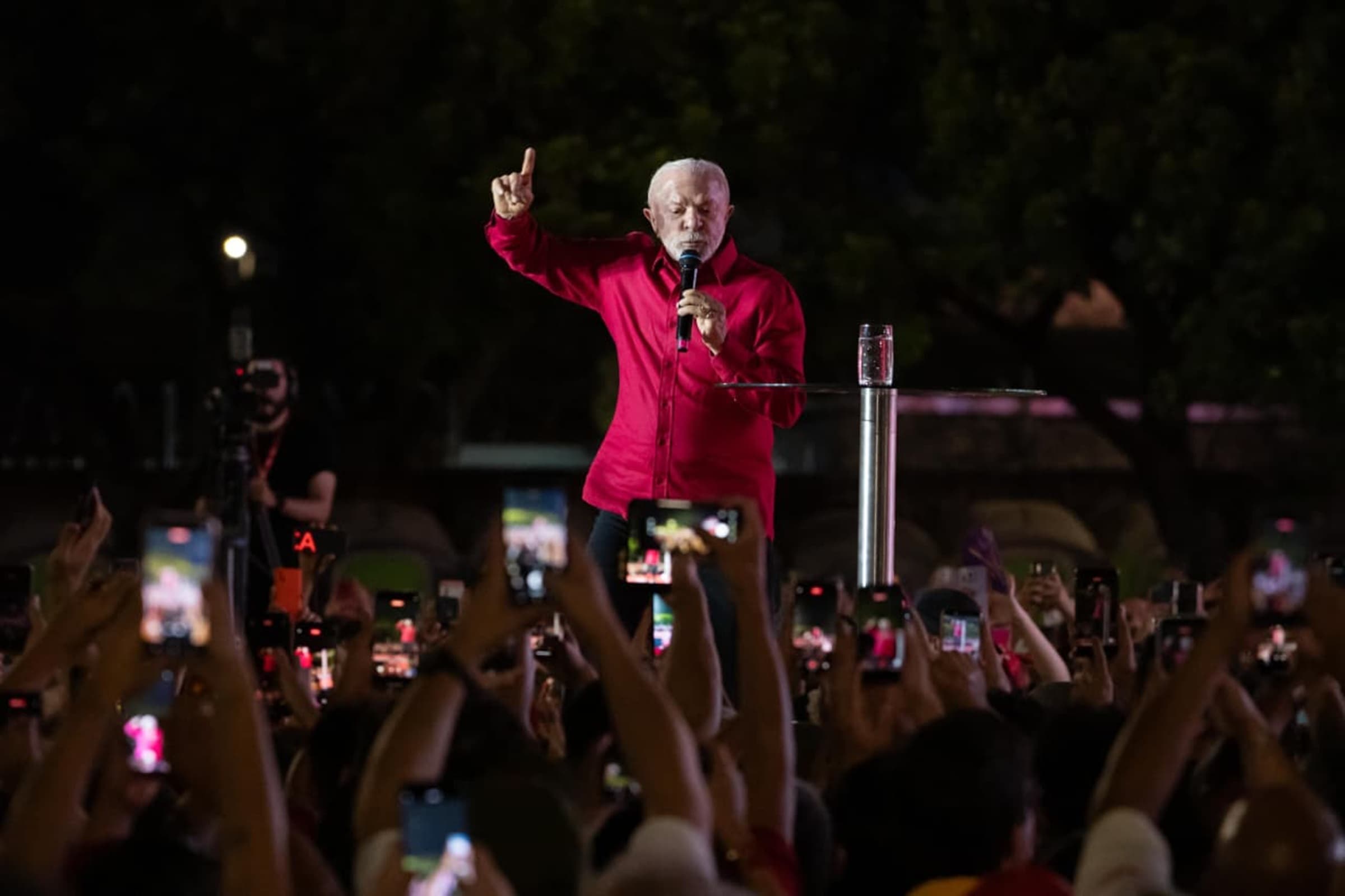 Panorama: Novo vai ao TSE para tentar barrar shows de apoio a Lula