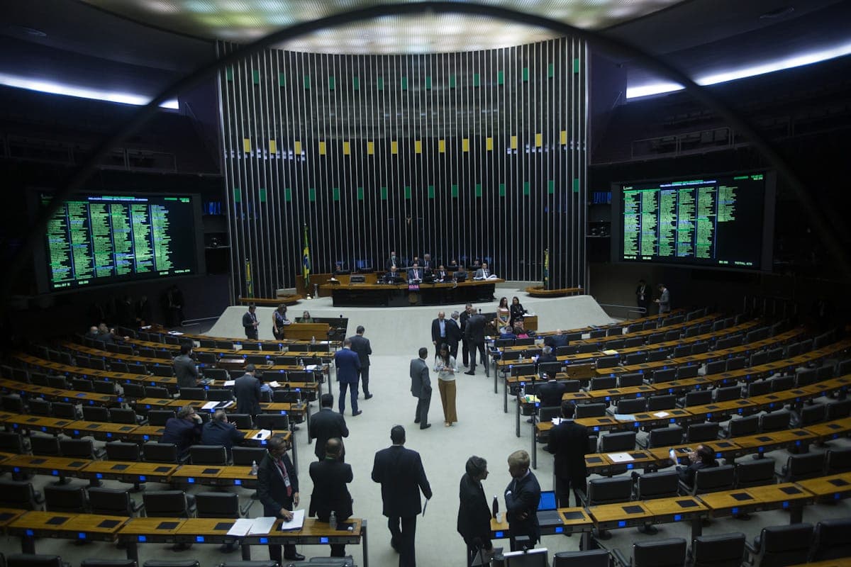 Região: Câmara vai implementar fim da 6x1 na semana que vem, diz Motta