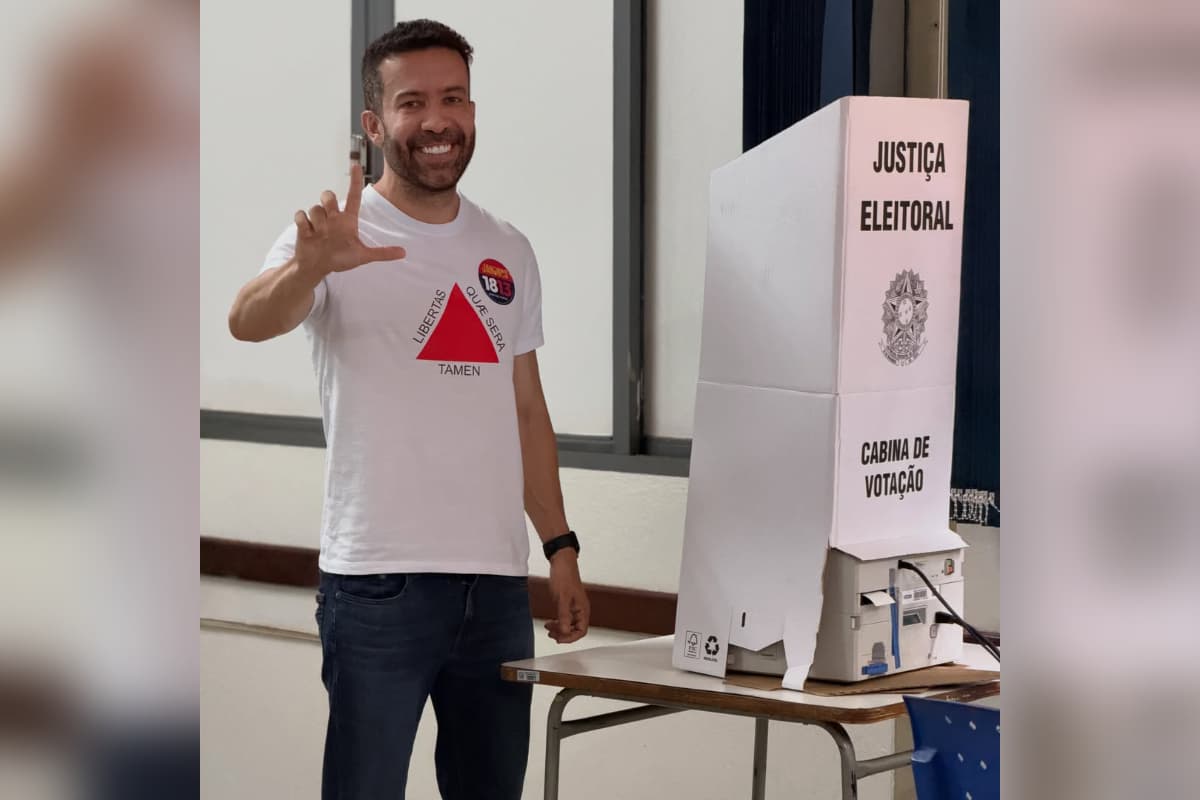 Atualização: Com Janones na UTI, “Exército do Lula” está a 12 horas sem atualizações