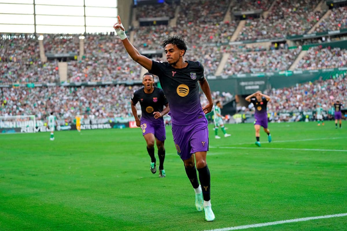 Fique por dentro: Lamine Yamal e Gabriel Jesus marcam e Barcelona goleia Bétis no Espanhol