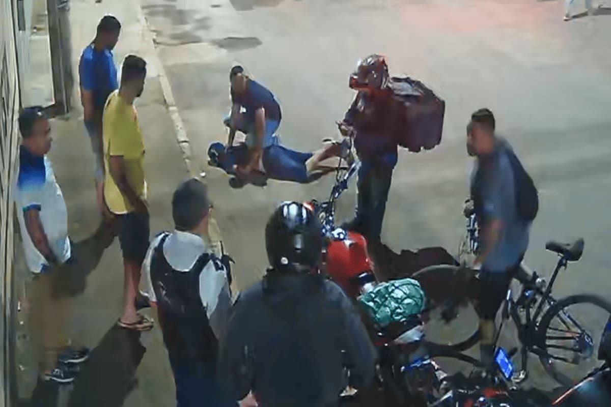 Em destaque: Vigilante do Metrô-DF ajuda dono a recuperar carro roubado em estação