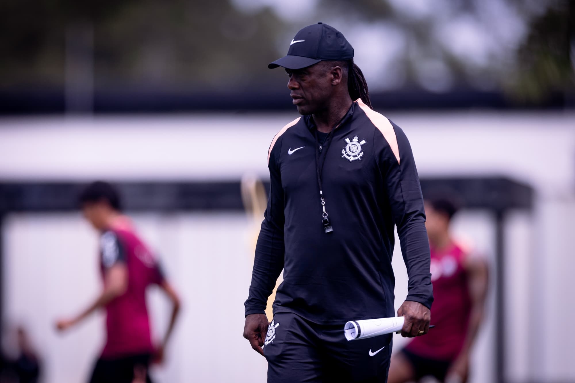Região: Sem Seedorf, Corinthians tenta se afastar do Z4 diante do Vitória