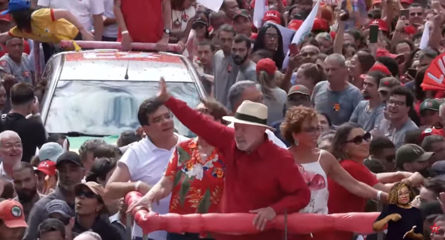Fique por dentro: "Nessa cidade não sabemos o que é derrota", diz Lula em Juiz de Fora