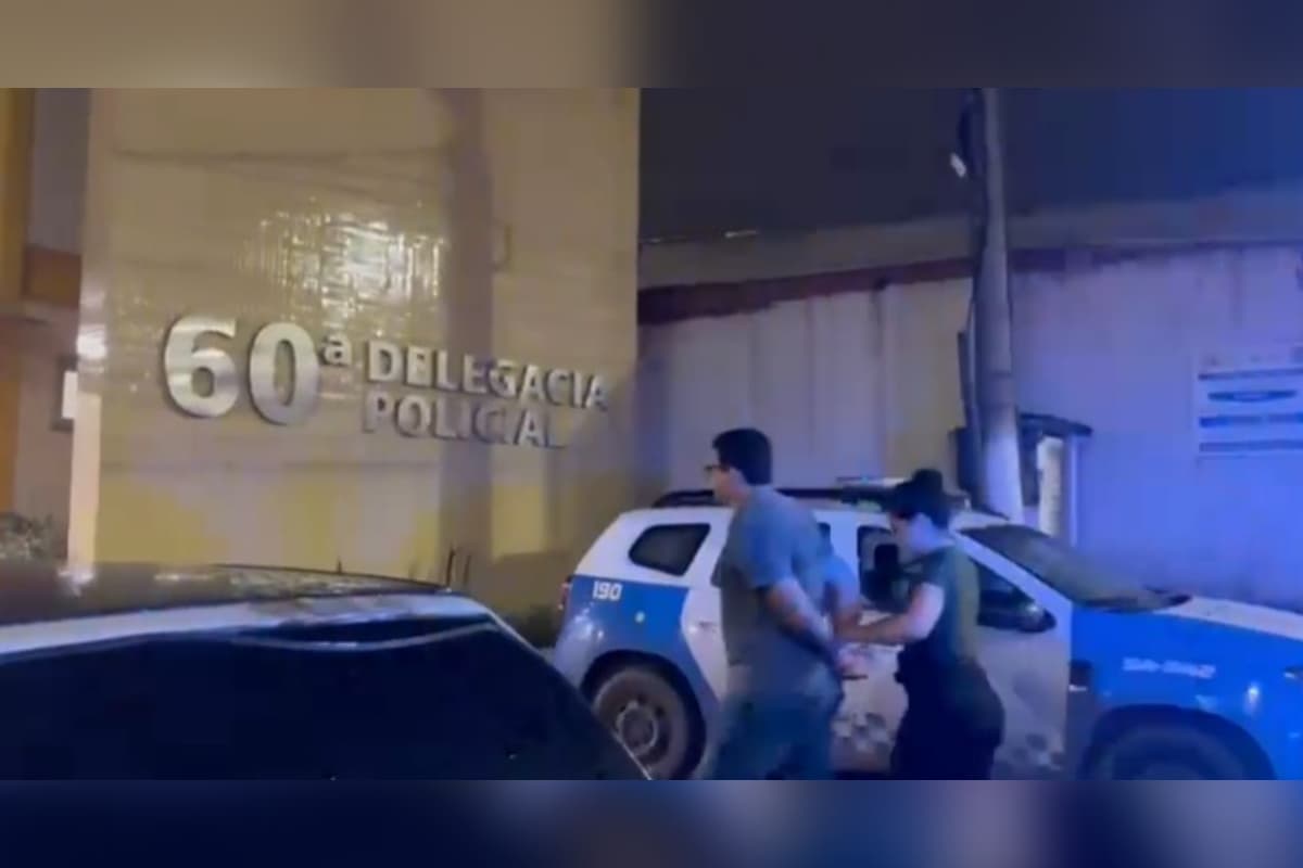 Panorama: Condenado por estuprar e filmar a enteada é preso ao sair de igreja no Rio