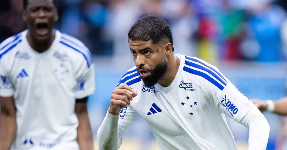 Entenda: João Marcelo revela puxão de orelha de Artur Jorge na defesa do Cruzeiro