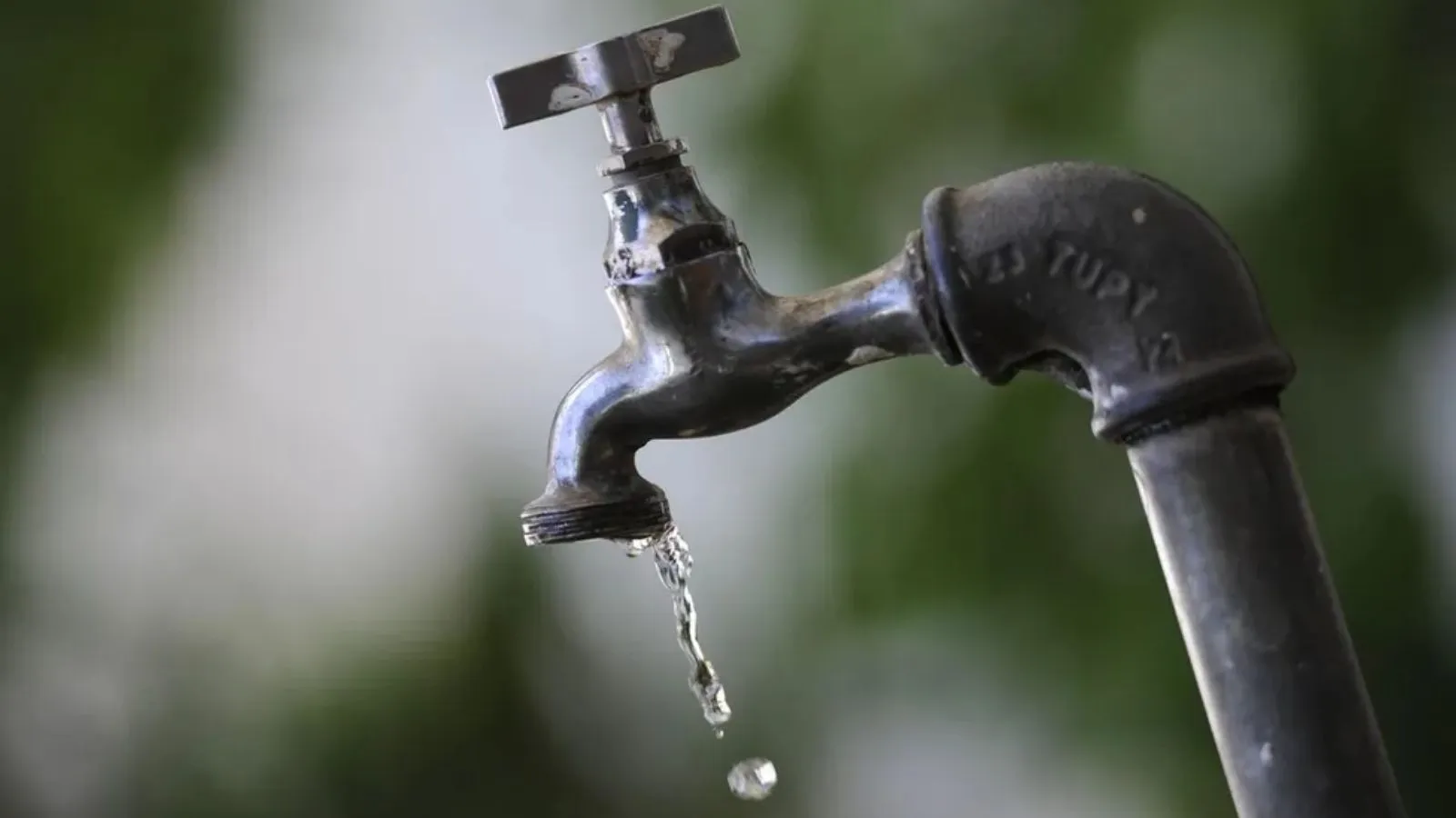 Atualização: Vazamento em adutora afeta abastecimento de água em Aracaju, Nossa Senhora do Socorro e Barra dos Coqueiros