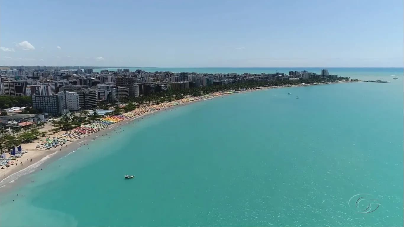 Entenda: Maceió tem cinco praias impróprias para banho, aponta IMA; veja condições no estado