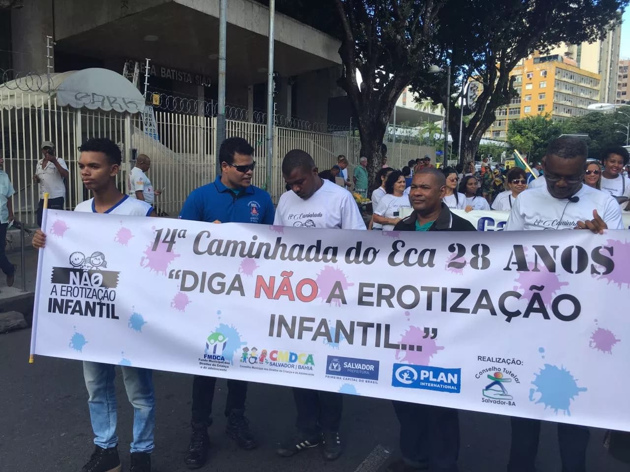 Fique por dentro: Caminhada no centro de Salvador celebra 28 anos do Estatuto da Criança e do Adolescente