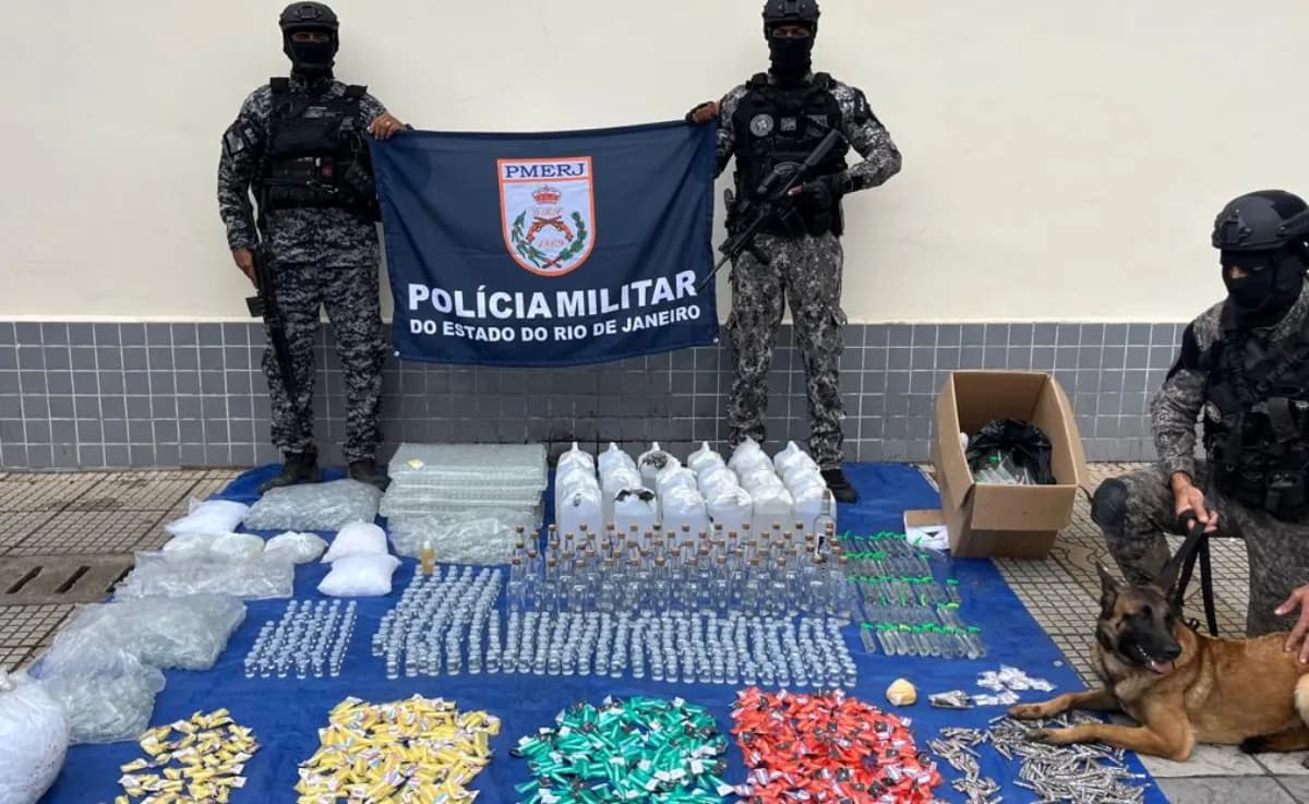 Em destaque: Cadela farejadora do BAC acha grande carga de drogas em Volta Redonda