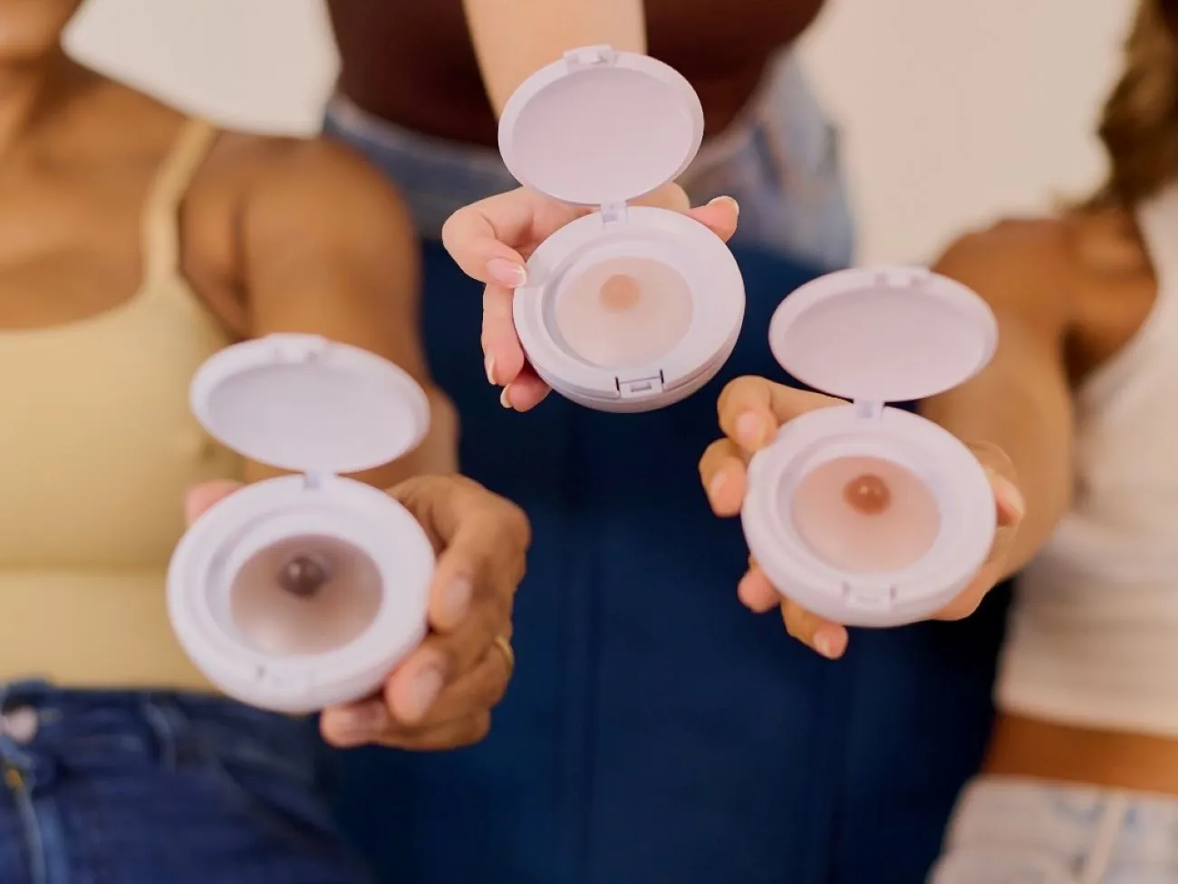 Panorama: Prótese de mamilo de silicone busca recuperar aparência da mama e ajuda mulheres a reconstruir autoestima