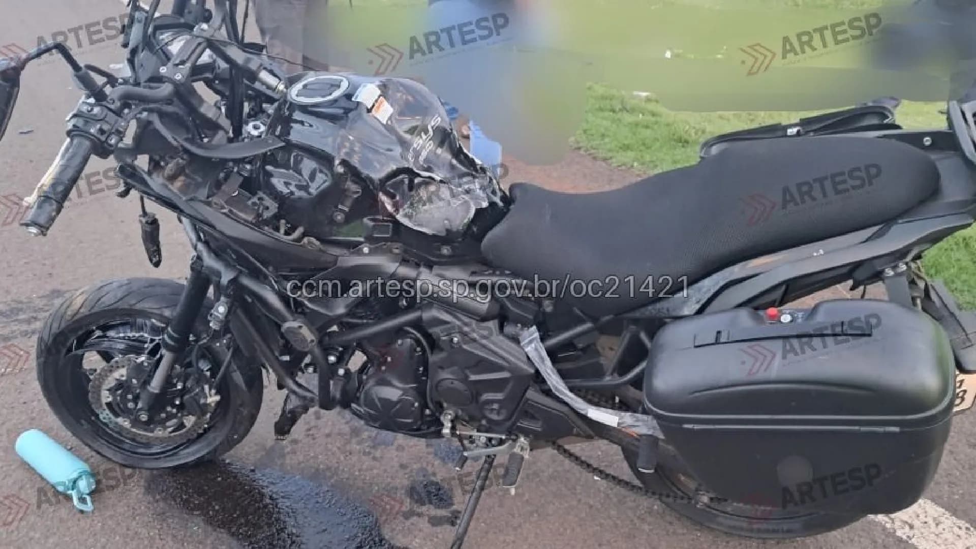 Atualização: Acidente entre moto e carreta deixa um morto e um ferido grave na SP-270 em Paraguaçu Paulista