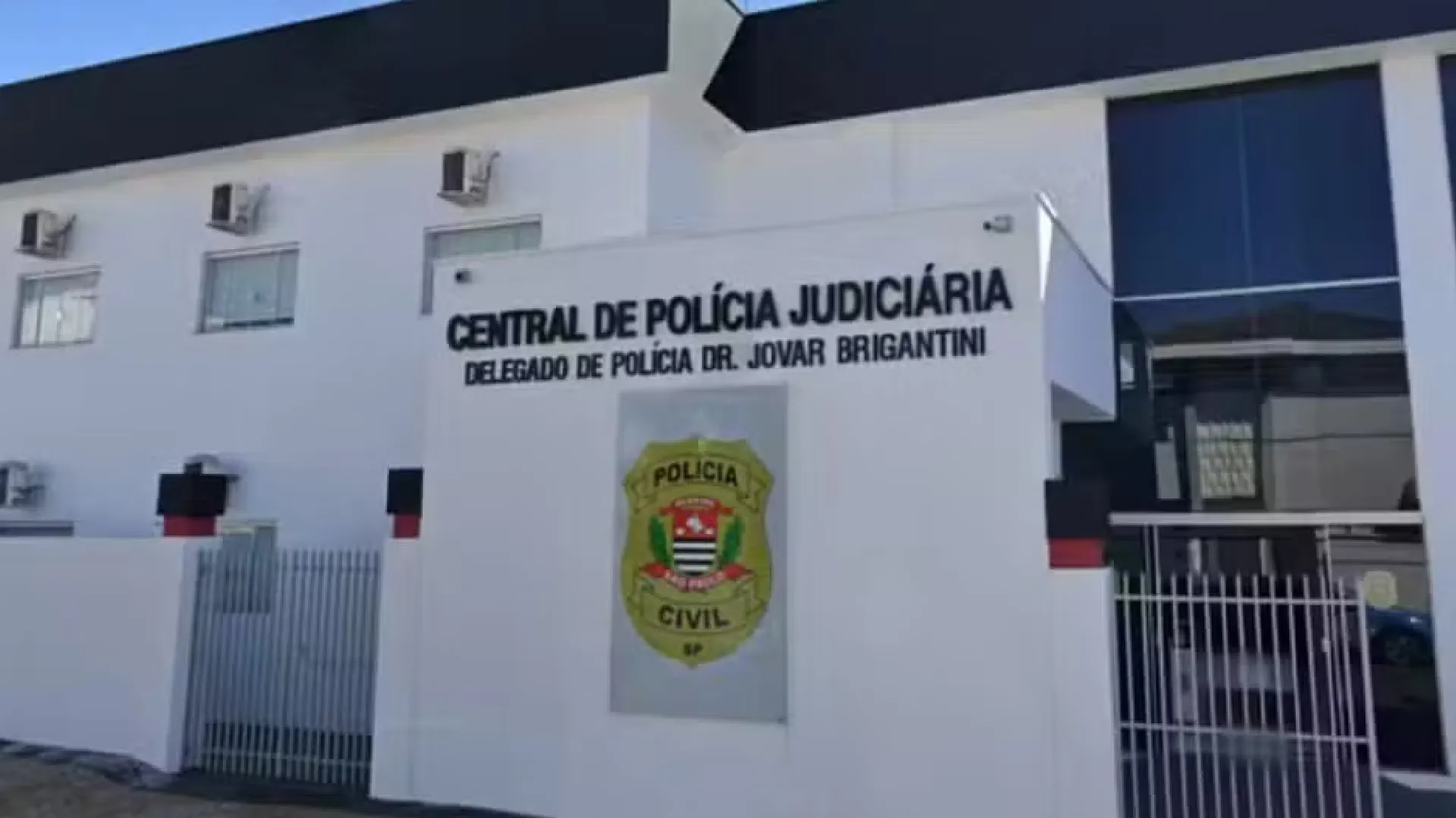 Atualização: Homem é preso ao invadir casa e ameaçar a mulher após ela receber alta por agressão cometida por ele