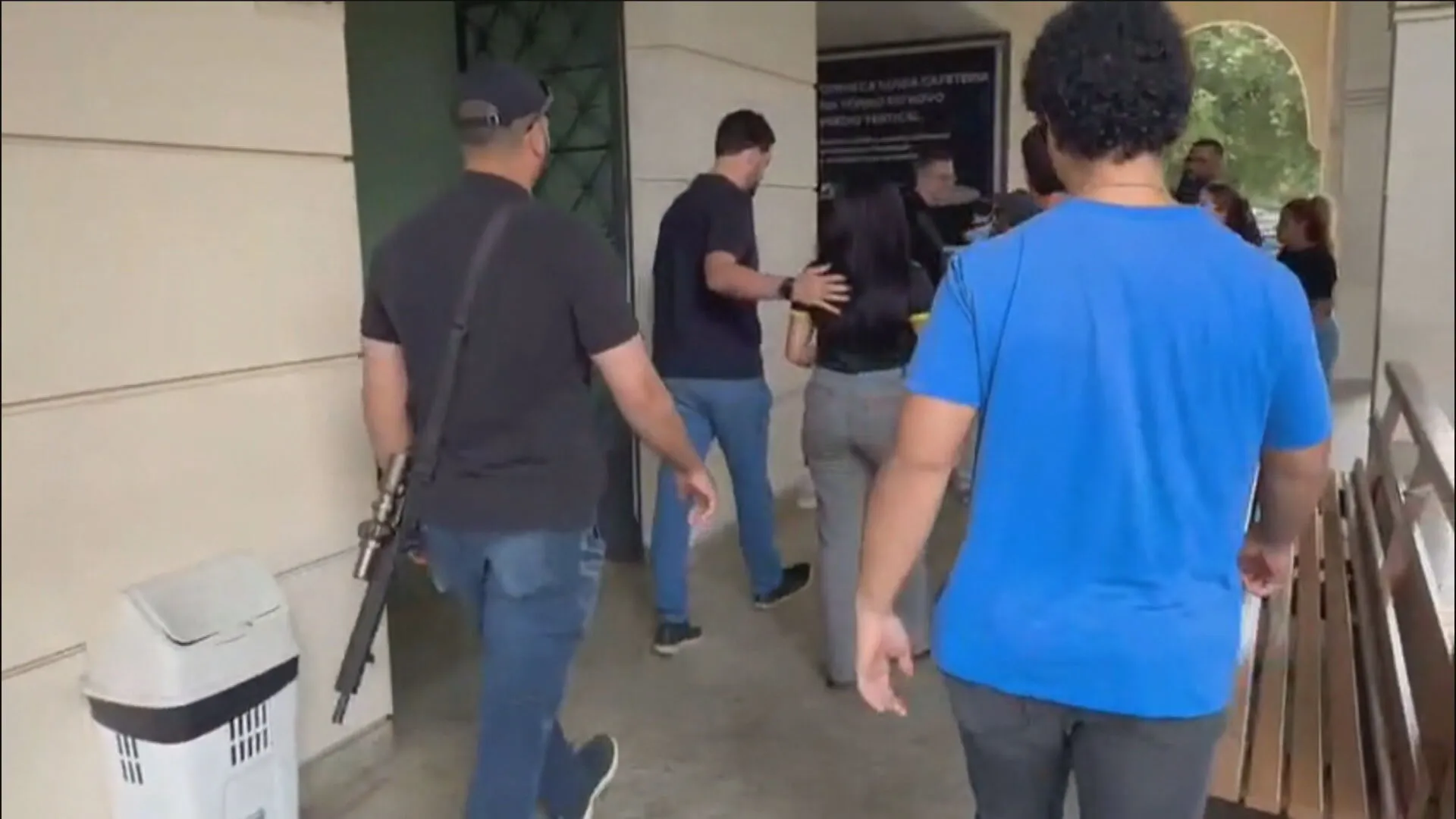Panorama: Mulher é presa em velório no Caju suspeita de torturar e espancar ex de marido
