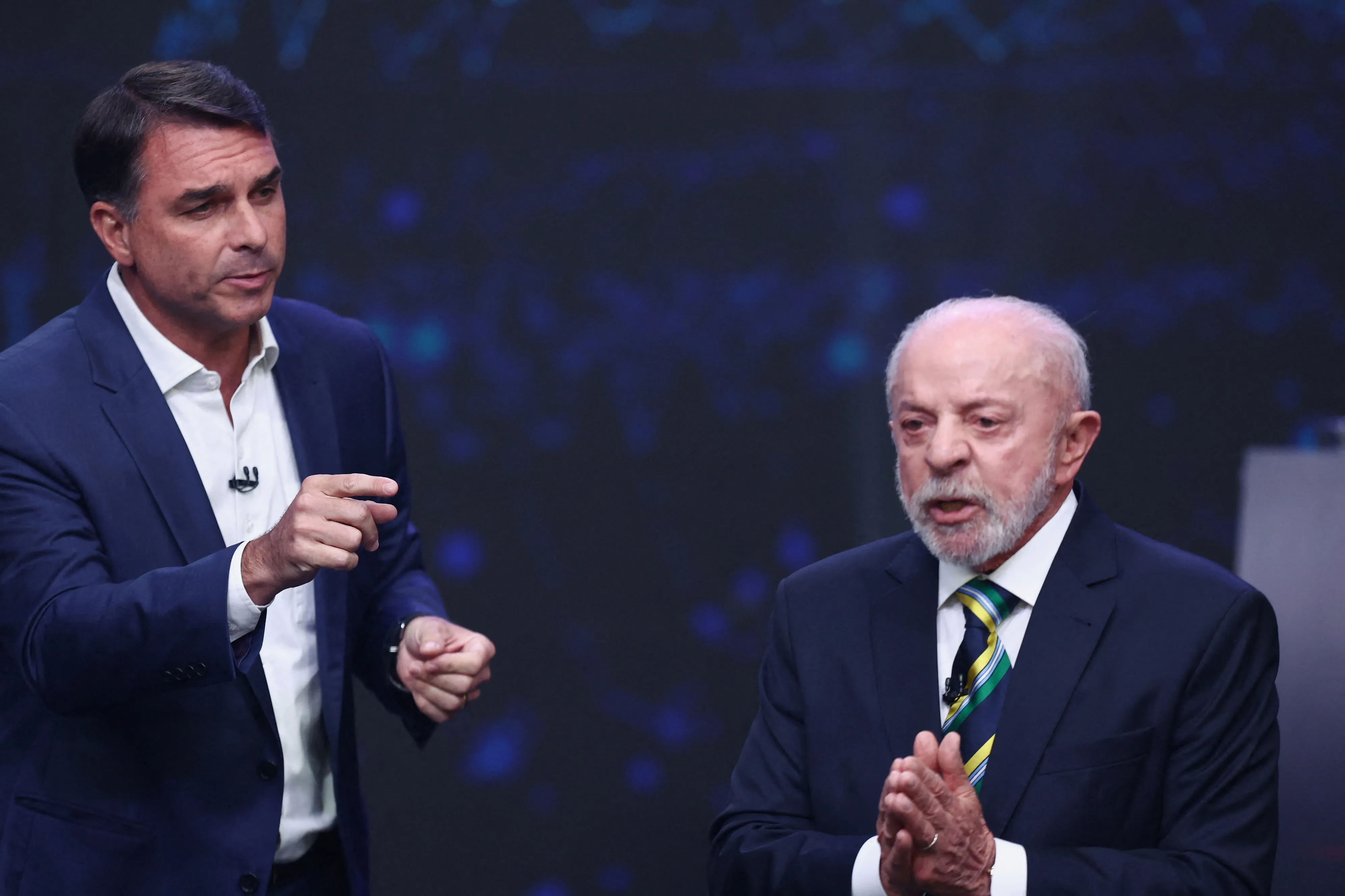 Atualização: Lula expôs Flávio em casos de corrupção, e senador acertou ao deixar petista 'visivelmente irritado', avaliam aliados