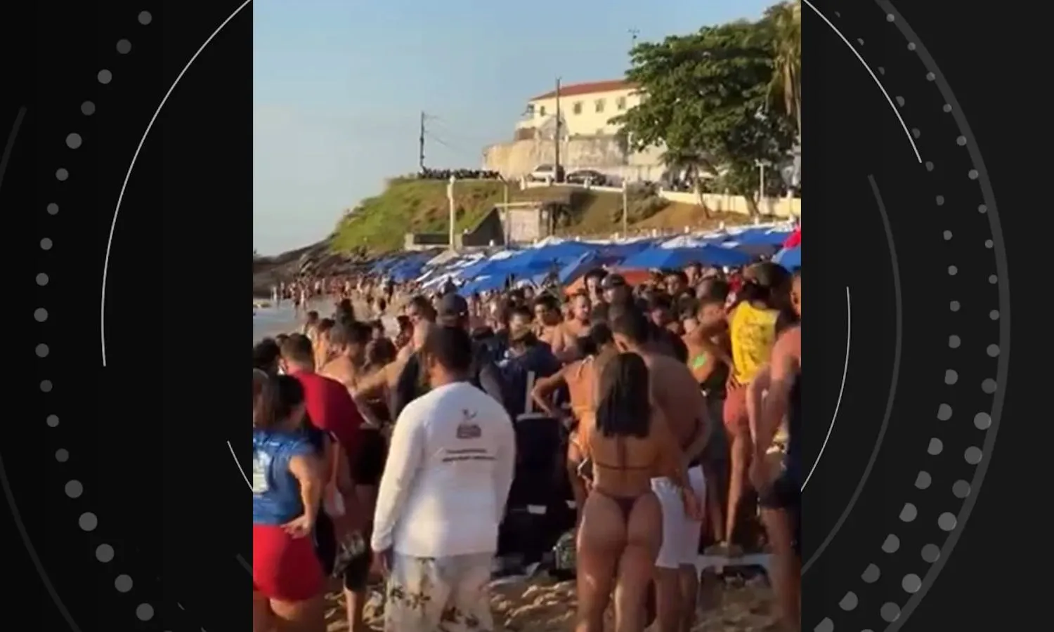 Turista alemão falece afogado em praia de Salvador após quase uma hora de tentativa de reanimação