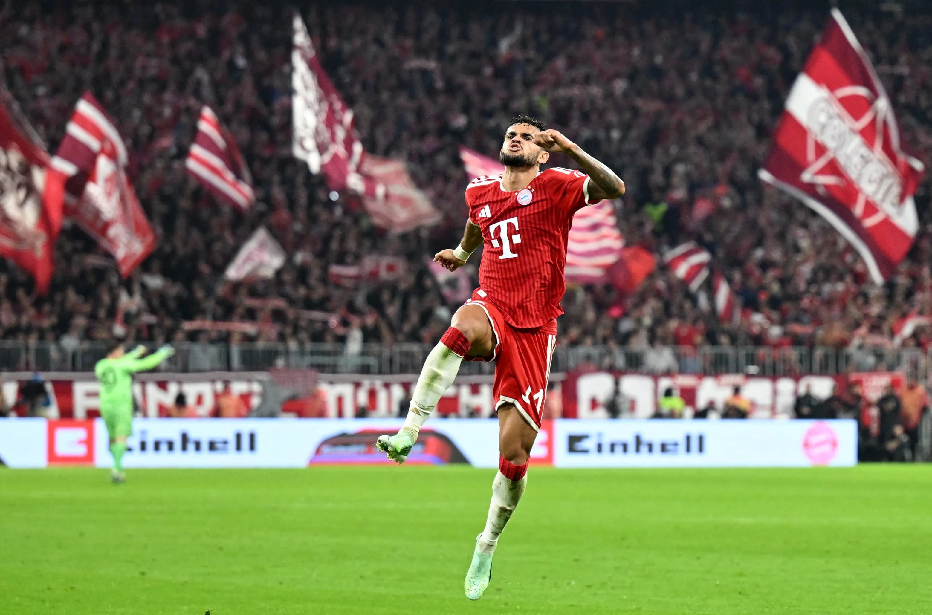 Atualização: Com show de Luís Díaz, Bayern goleia RB Leipzig e assume liderança provisória do Alemão