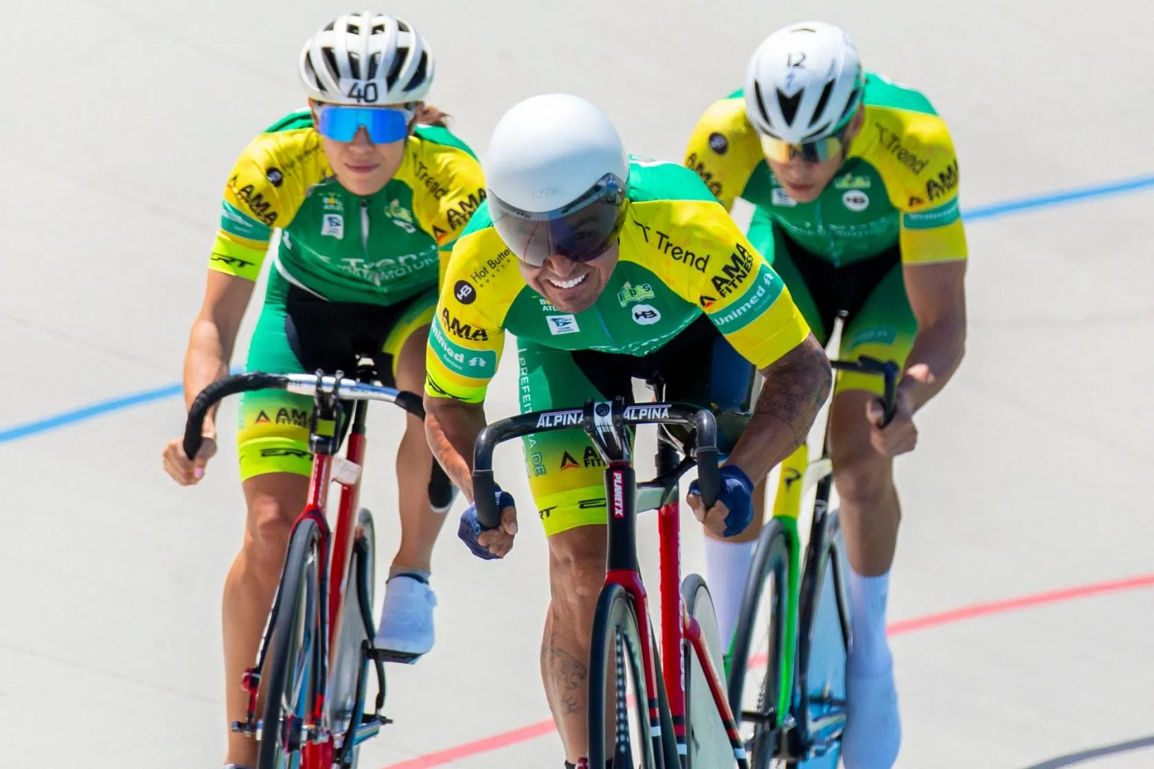 Panorama: Santos conquista oito títulos no Brasileiro de Paraciclismo de Pista