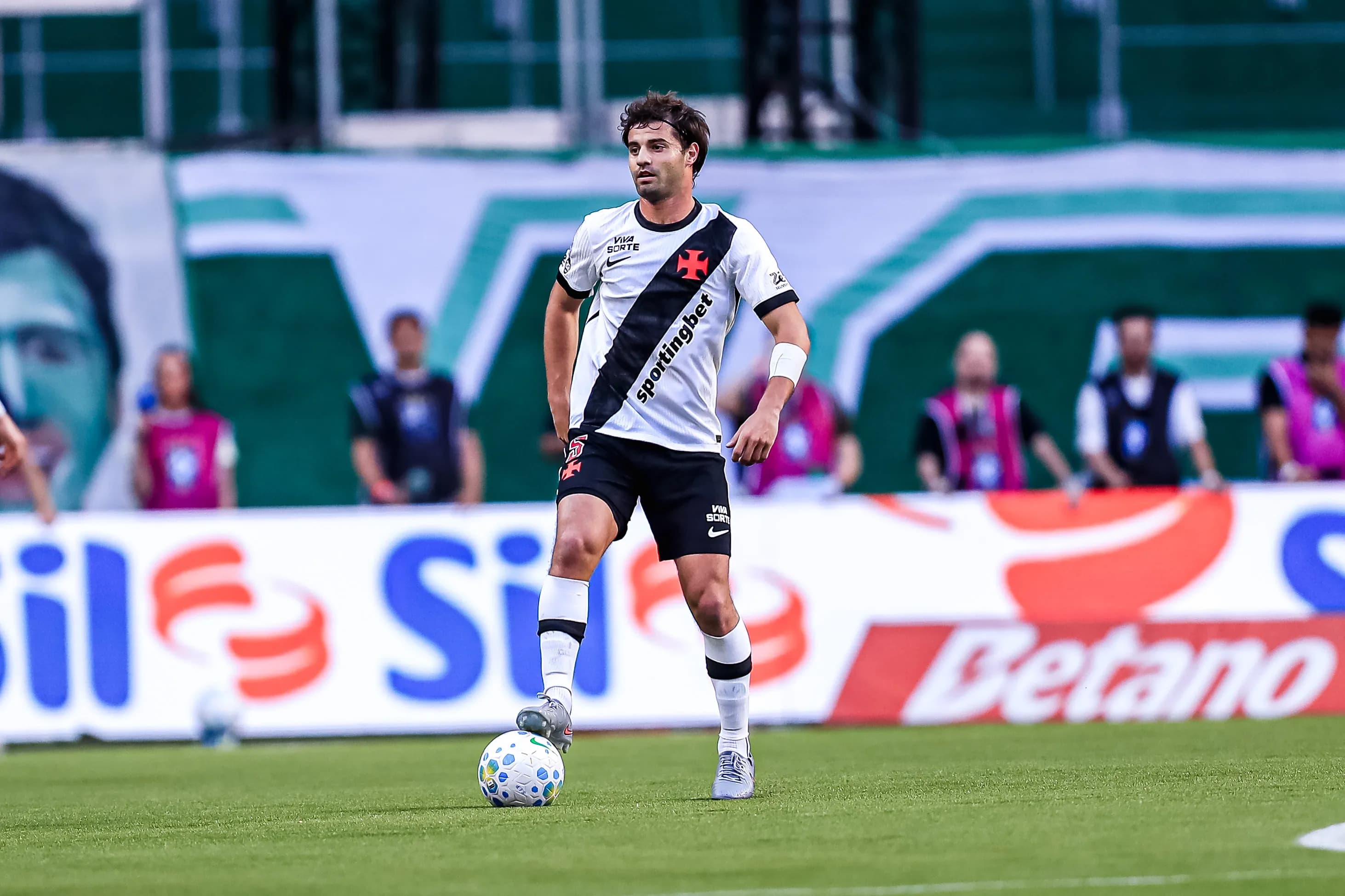 Vasco tem desempenho de G-4 desde a estreia do volante — Efeito Sosa
