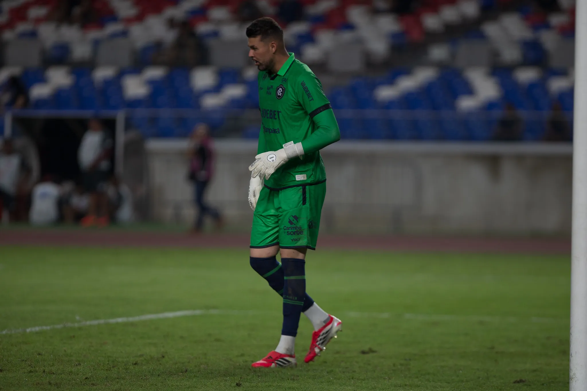 Ivan garante empate contra o Bragantino; dê suas notas — Atuações do Remo