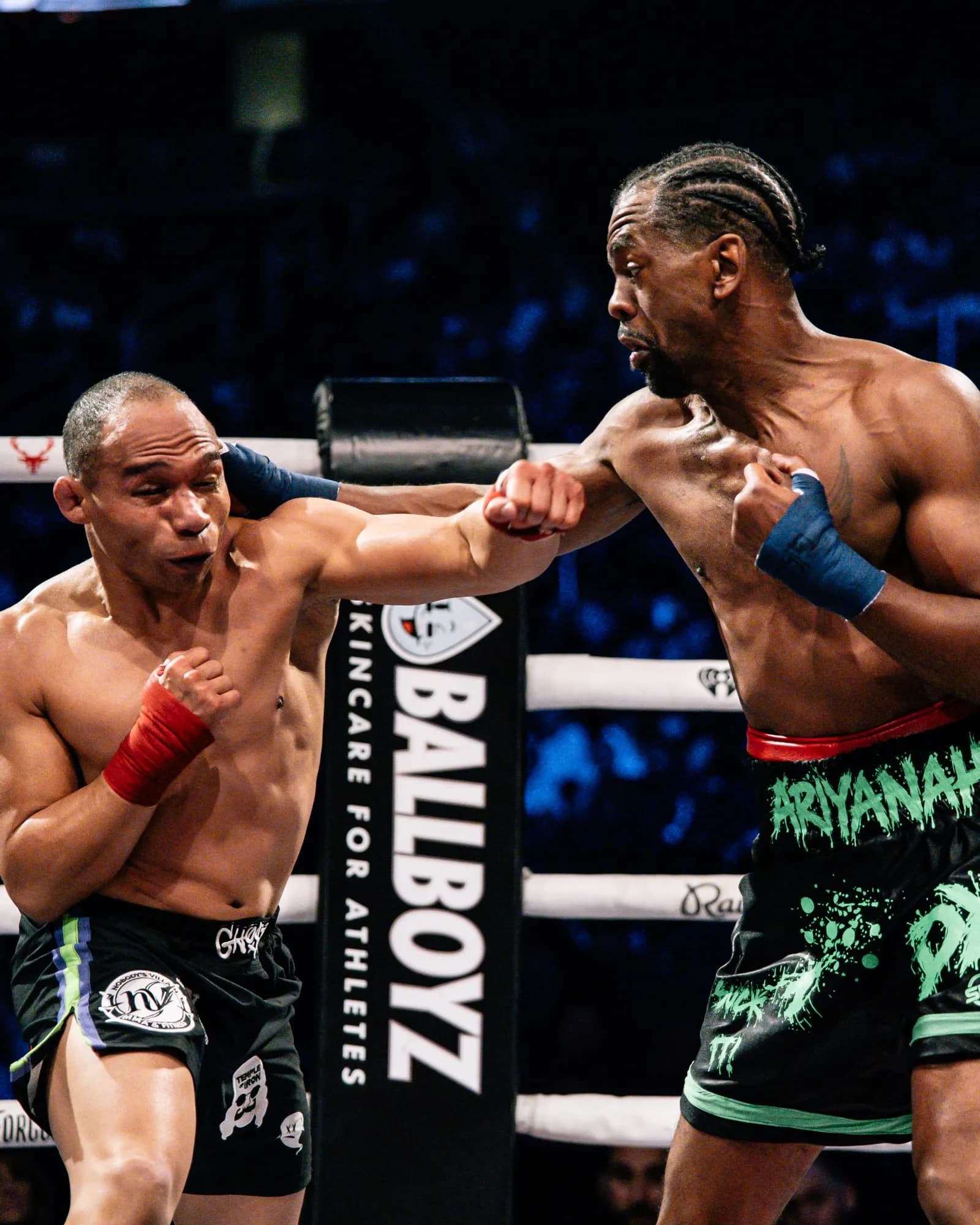 Herring leva a melhor contra Dodson no Bare Knuckle 95 e mantém cinturão do peso-galo em noite de nocautes