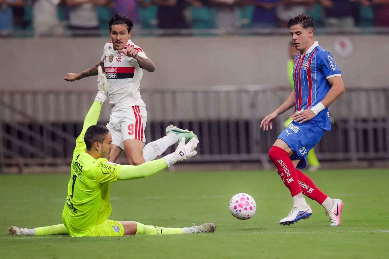 "Pior jogo em casa" — Ronaldo lamenta postura do Bahia contra o Flamengo e pede desculpa à torcida