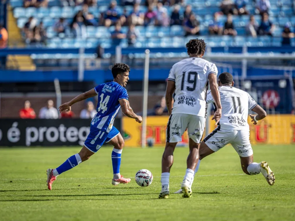 Atualização: Alex celebra ponto contra Avaí e pede seriedade no Athletic na luta contra rebaixamento