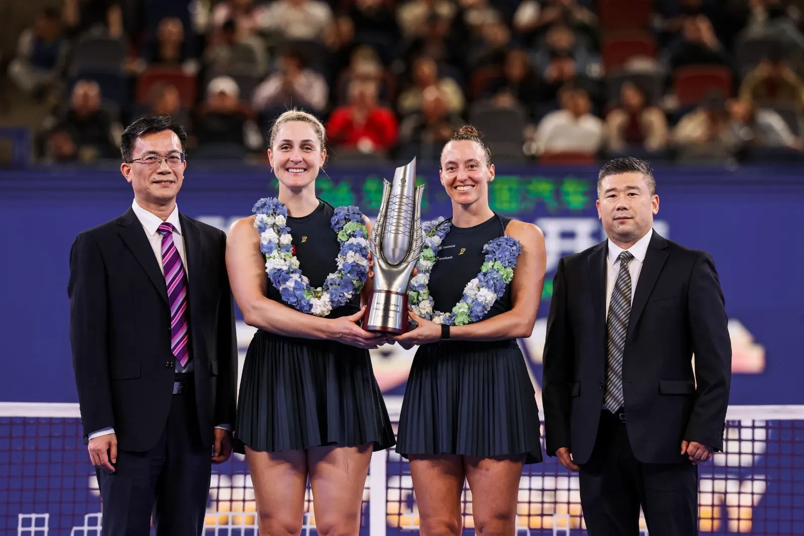 Entenda: Luisa Stefani e Gabi Dabrowski são campeãs do WTA 1000 de Wuhan