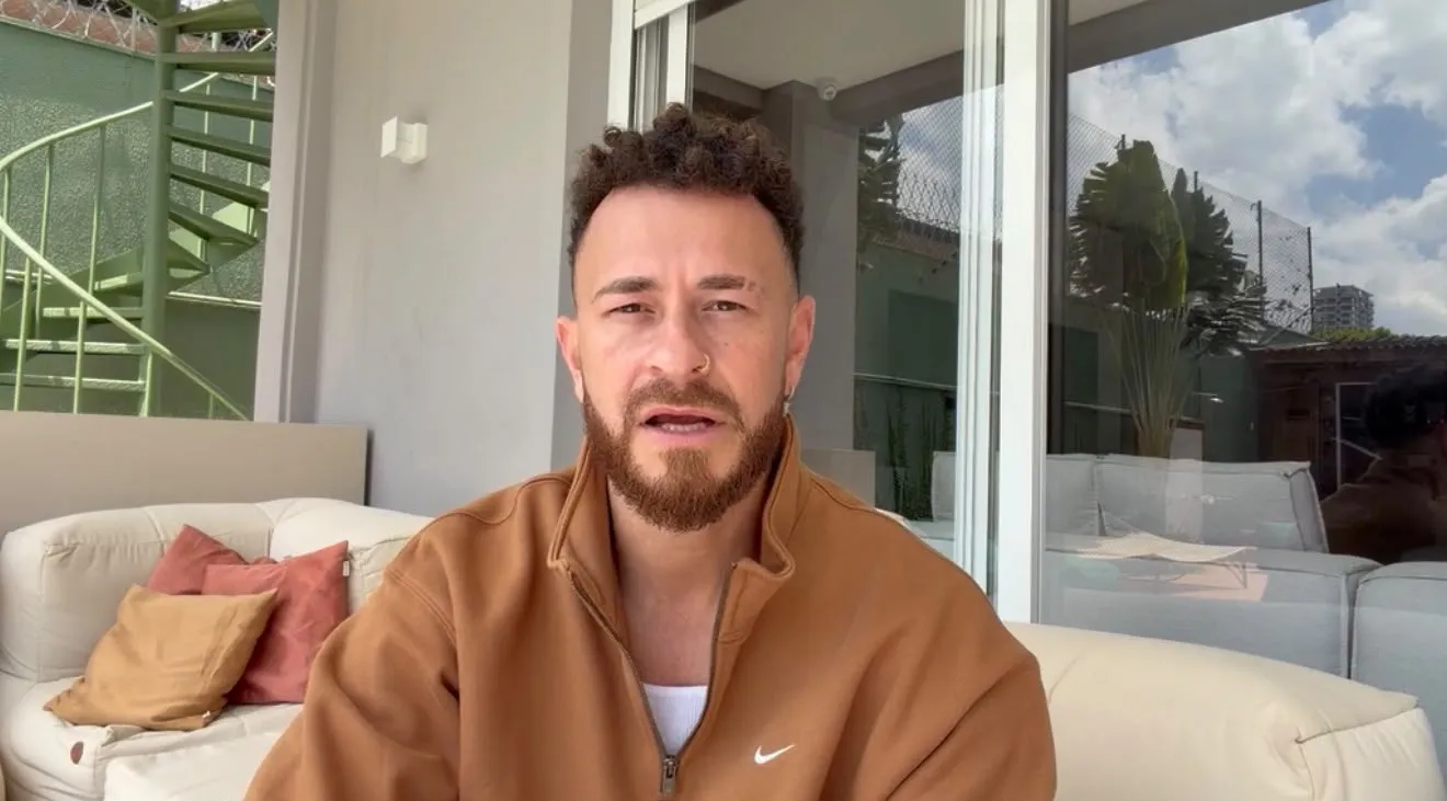 "Estou bem" — Fred Bruno relata susto após ser atingido de raspão por tiro