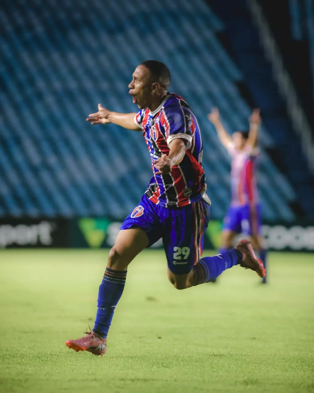 Atualização: MAC encerra negociação por Felipe Cruz para a temporada 2027