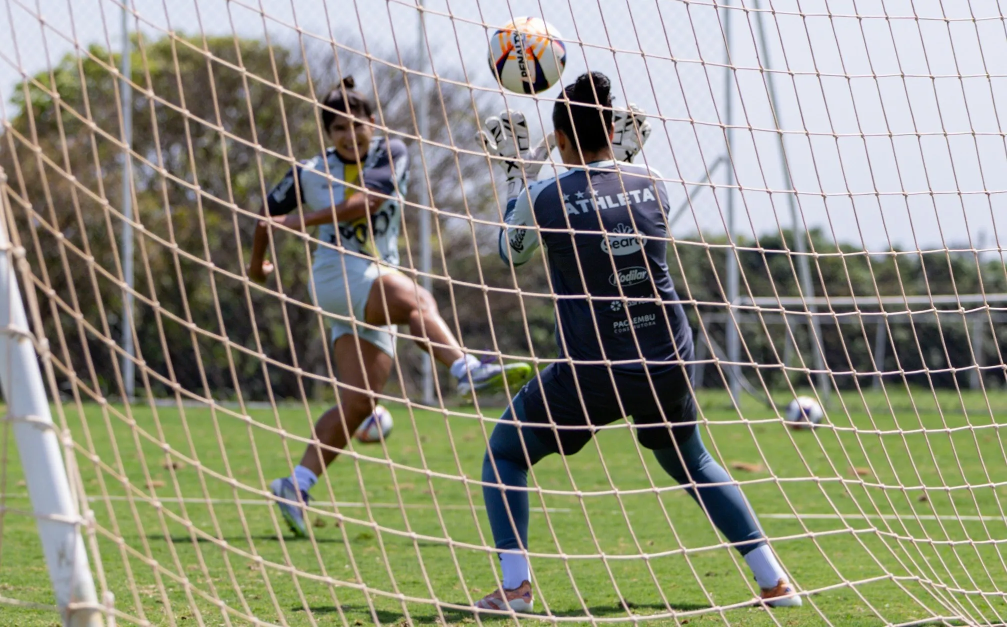 em que estágio está o futebol feminino nos times do noroeste paulista — Bandeirante, Mirassol e mais