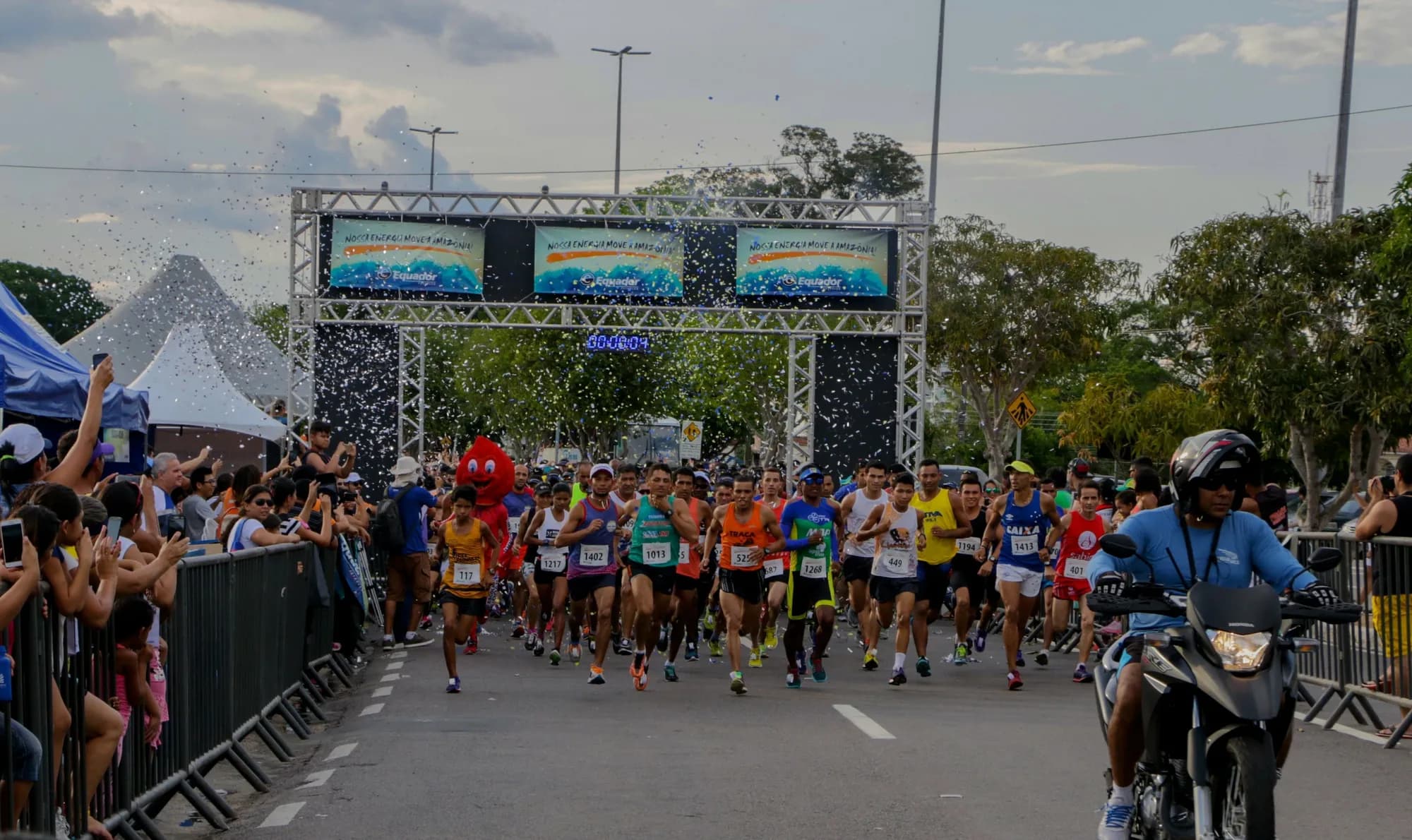 Região: Corrida ao pôr do sol deve reunir mais de 3,5 mil atletas na Ponta Negra, em Manaus