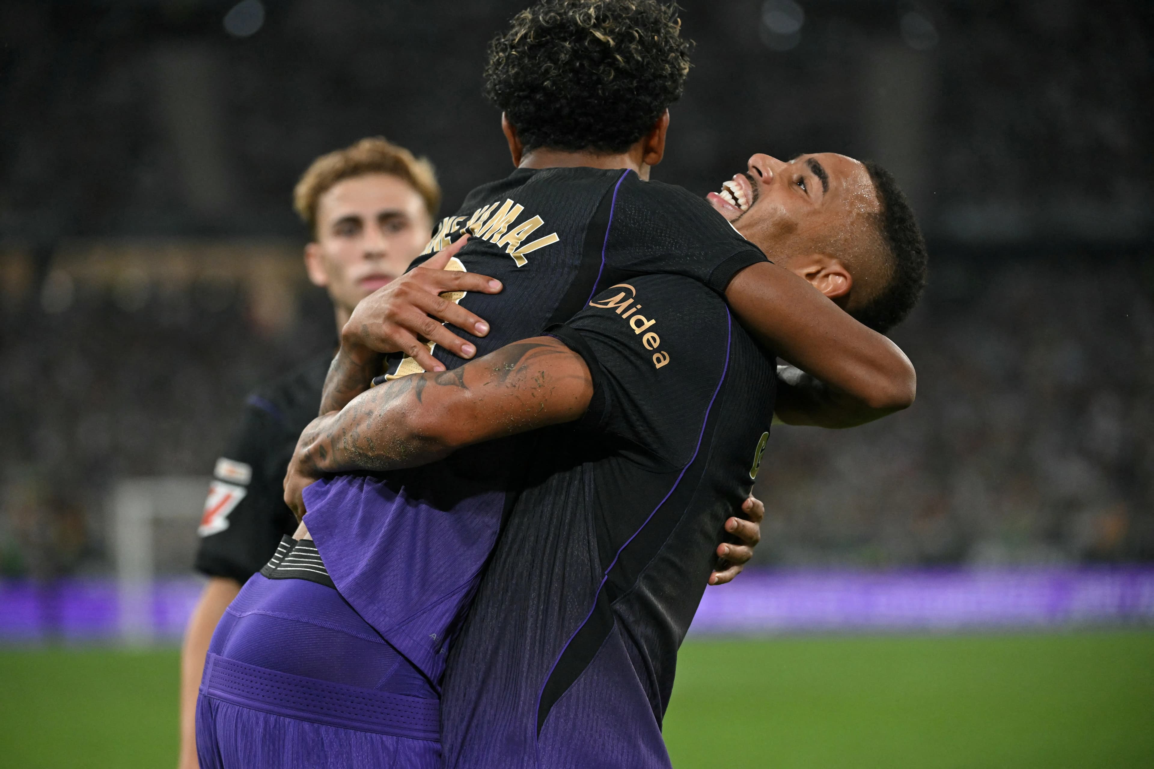 onde assistir ao vivo, horário e informações do jogo — PSG x Barcelona na Champions League