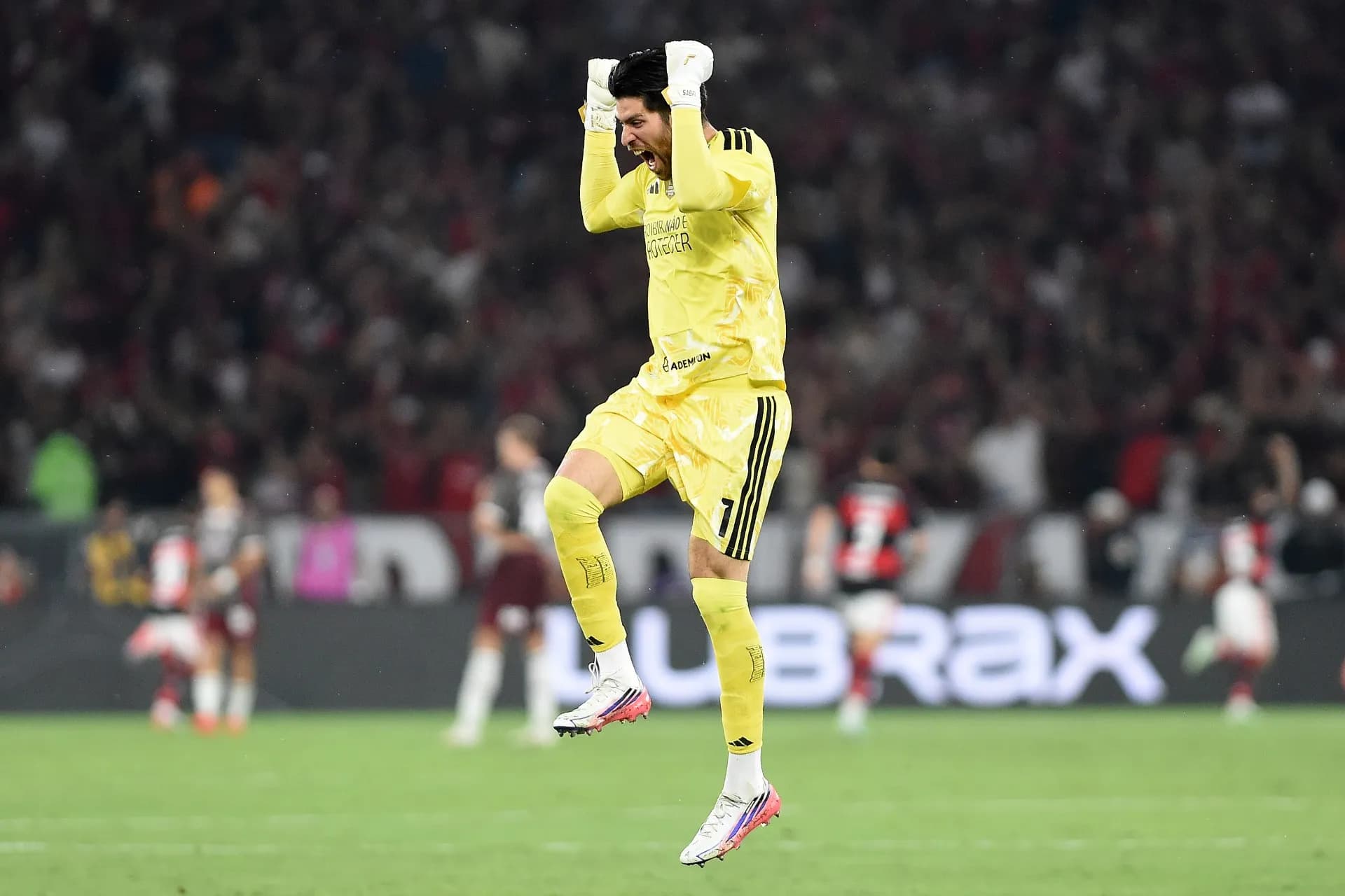 Em destaque: Entenda processo de renovação de Rossi e visita de empresário ao hotel do Flamengo na Argentina
