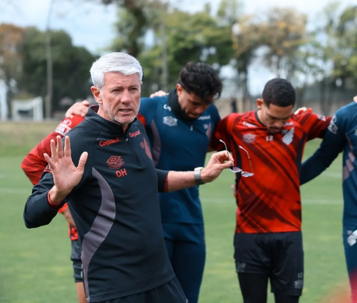 Em destaque: Athletico sofre com instabilidade defensiva na reta final da Série A