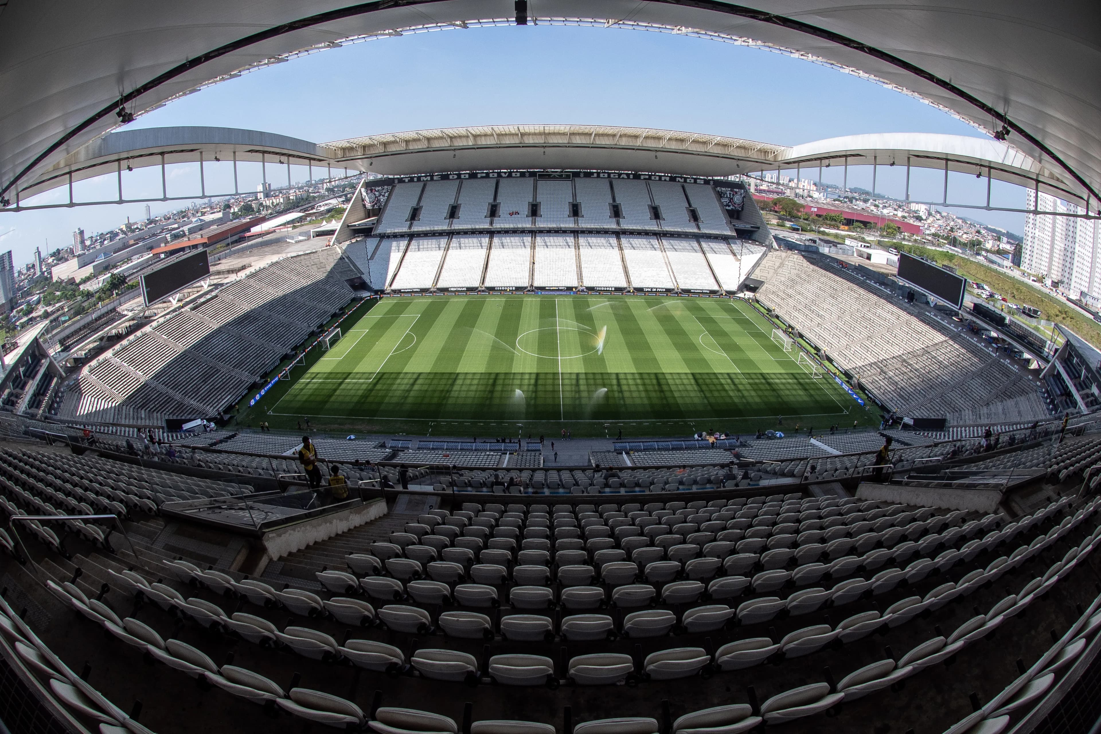 Entenda: Corinthians e Hypera Pharma debatem valores de rescisão de naming rights da Arena