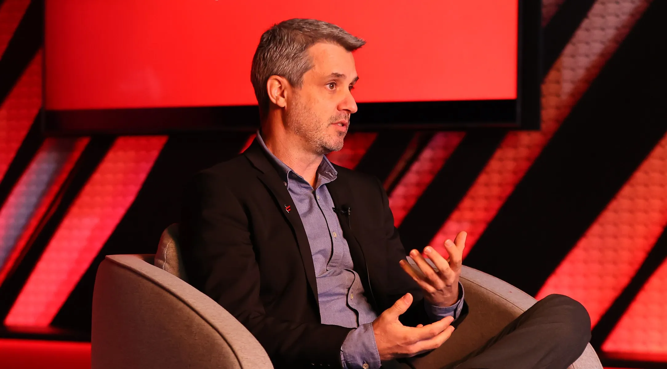 Santa Cruz divulga Eduardo Freeland como novo executivo de futebol para 2027