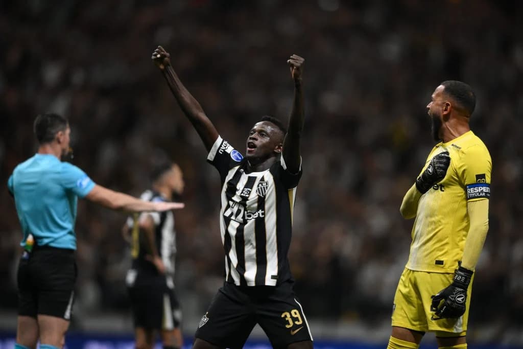 como Mamady Cissé conquistou espaço no Galo — Da Guiné ao profissional do Atlético-MG