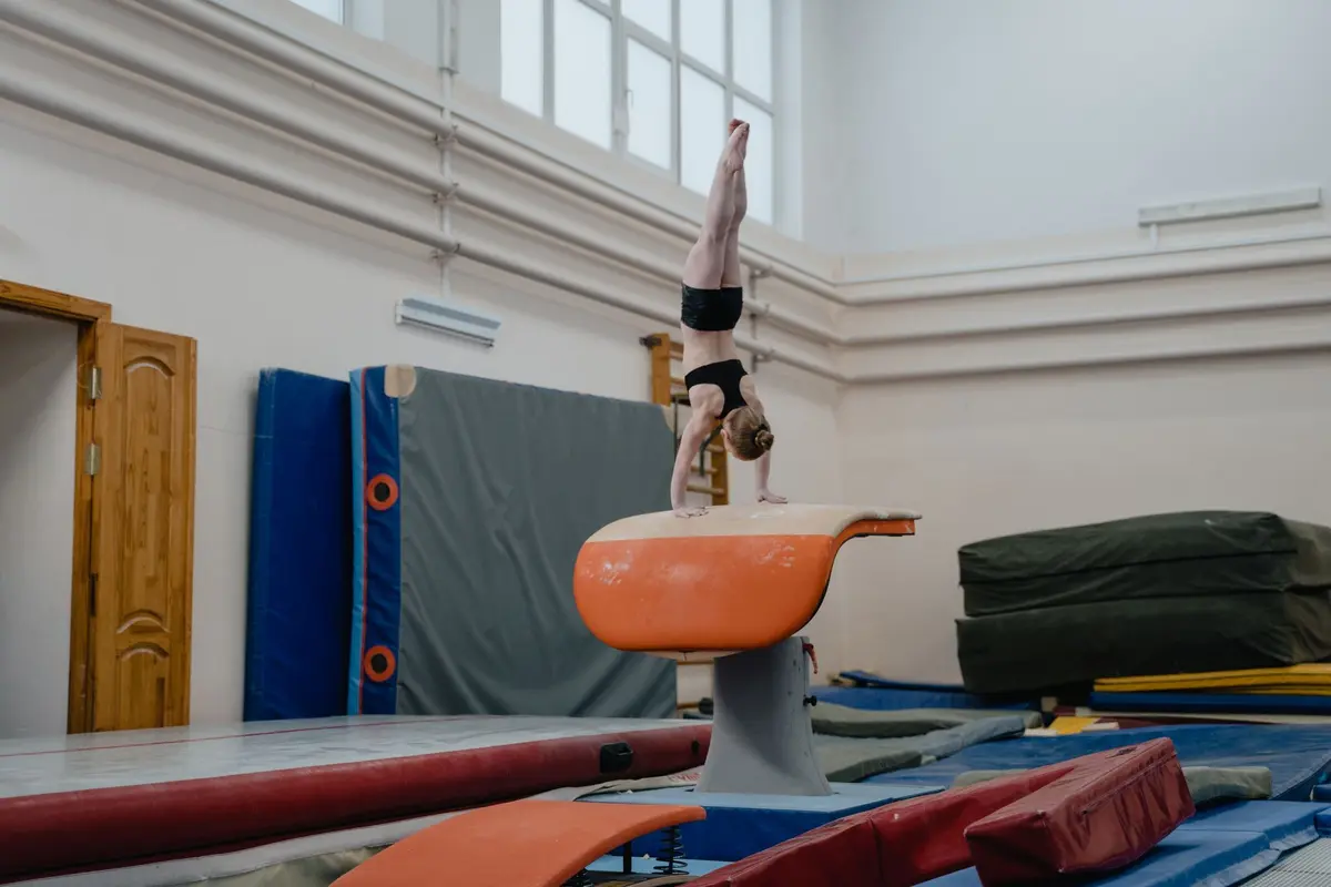 Entenda: Esporte Rebeca Andrade conquista o tricampeonato mundial de ginástica artística